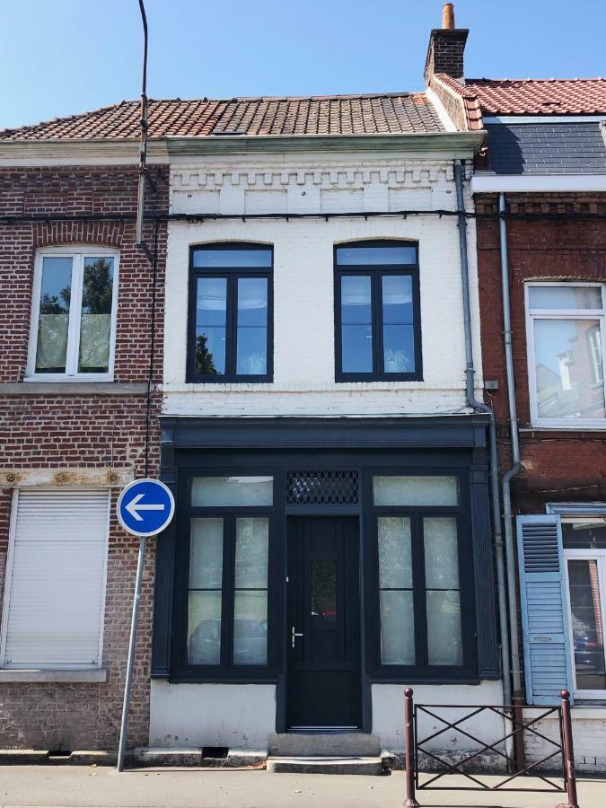 Nuit En Ville Lille La Madeleine لا مادلين المظهر الخارجي الصورة